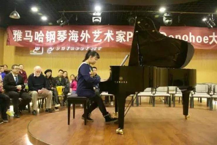 【回顾】热博海外艺术家Peter Donohoe成都雅音大师班讲座活动圆满落幕！