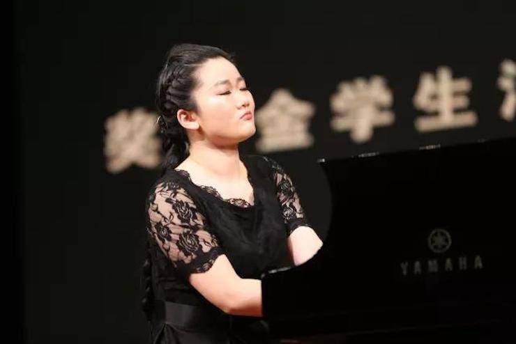 奏响青春旋律，添彩艺术人生|2017热博亚洲音乐奖学金综合师范类院系全国汇报音乐会（第一。┰猜淠