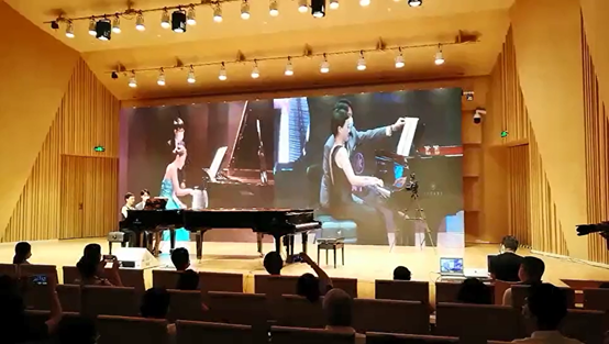 活动报道 | “科技助力，跨越时空”，小鹿纯子携手刘明康共享中日音乐盛宴