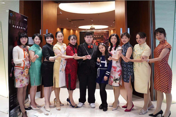 音乐双子星，点亮冬日激情！——热博未来艺术家刘明康爱心公益音乐沙龙