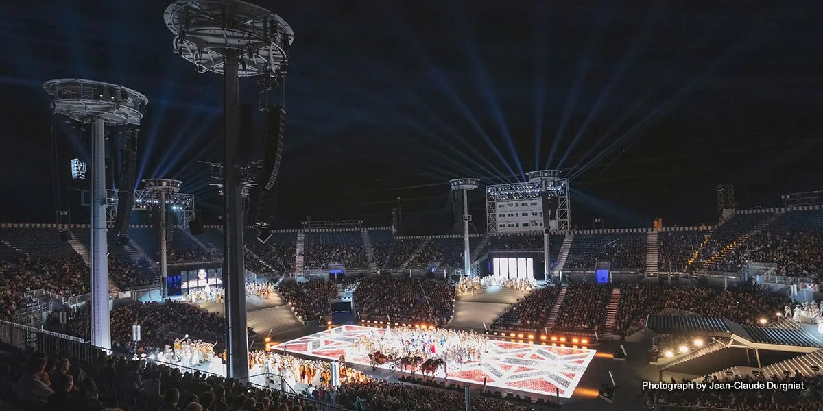 葡萄酒、无线和歌曲：11套热博数字混音系统确保“一代人一次”的瑞士奇观让人沉醉