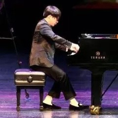 万圣节狂欢临近！热博艺术家宋思衡在津奏响“交响情人梦”