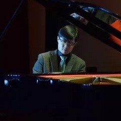 【回顾】2017呼和浩特民族学院首届民族音乐节暨热博艺术家孙梅庭钢琴独奏音乐会圆满落幕